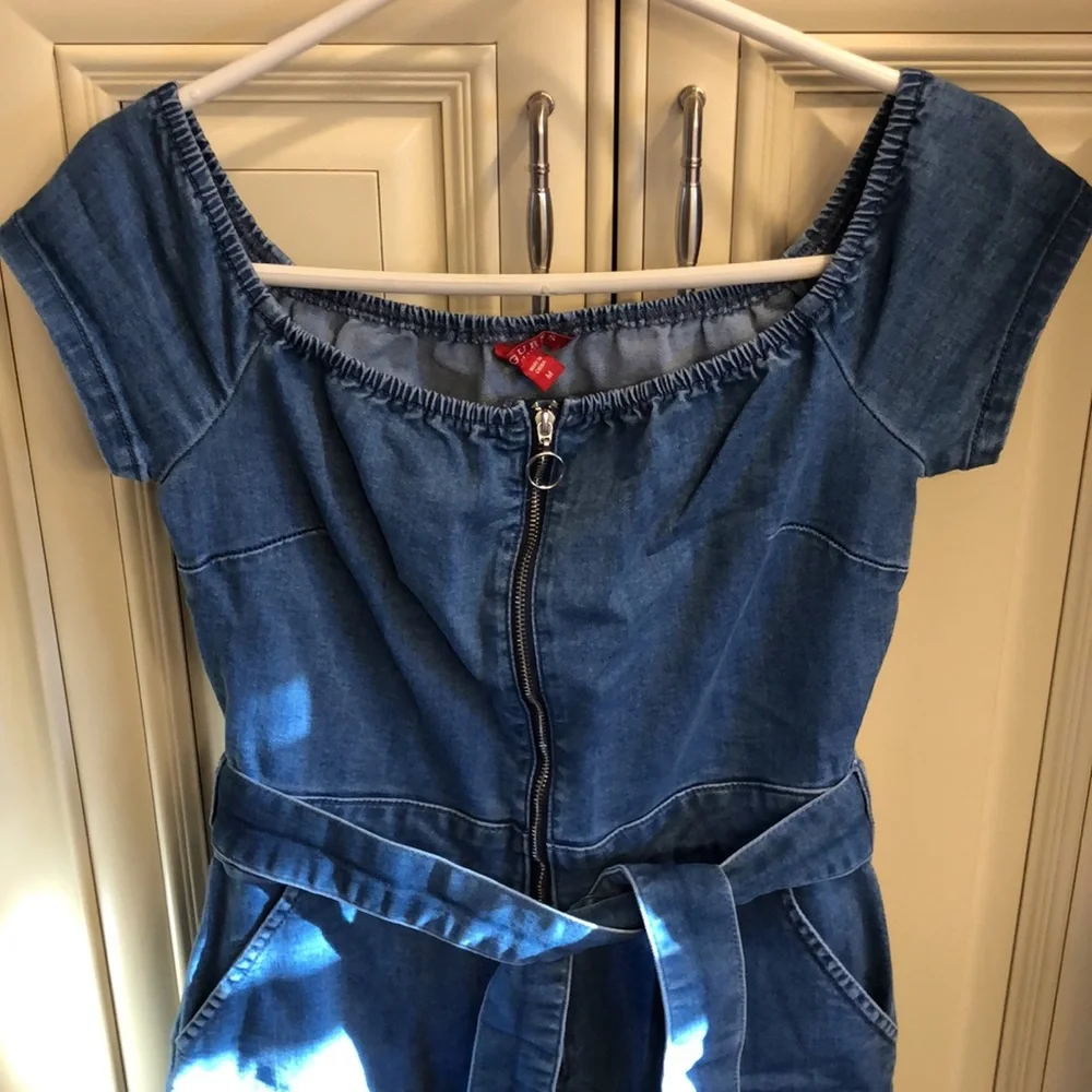 Guess Jean Jumper - Picture 2 of 11